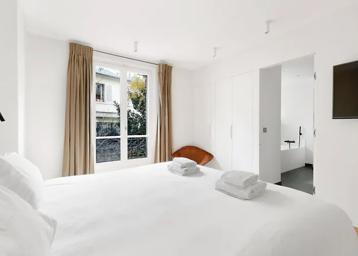 Exclusive Luxury 1br With Ac, Prime 7th * Parijs